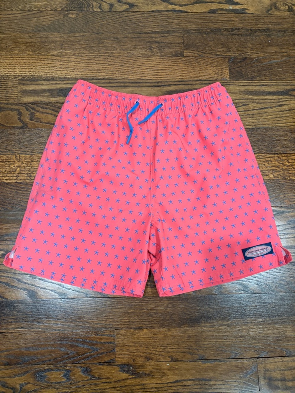 Vineyard Vines Boys Swim Shorts in size Large